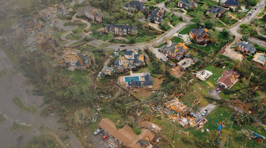 Why choose water damage restoration service for storm damage restoration in Twentynine Palms